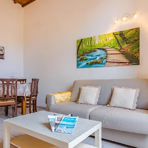 Appartamento Casa Mya - Comodo Vicino Al Porto, Livorno